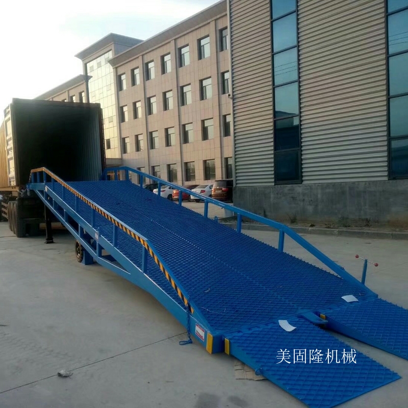 定安移动式液压登车桥厂家