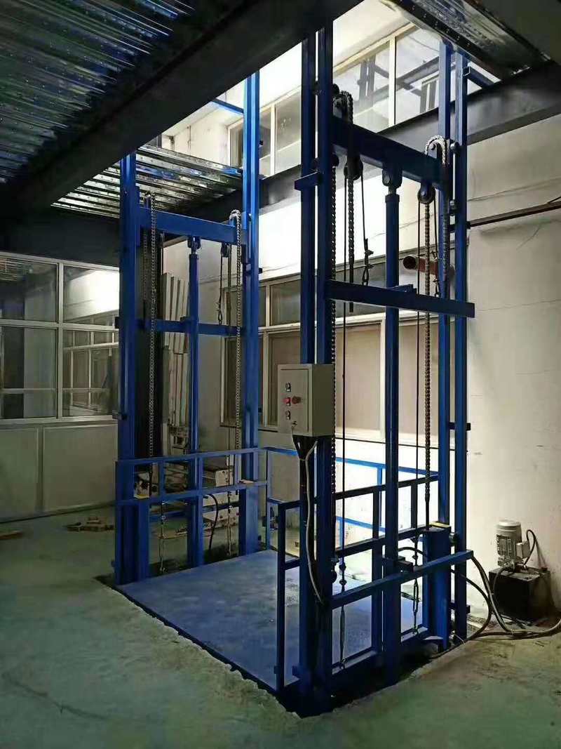 定安小型货梯